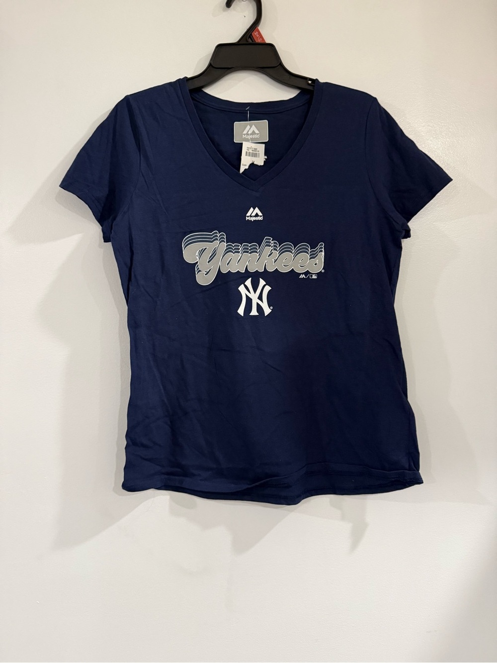 Majestic Navy New York Yankees Women's V-Neck Tee